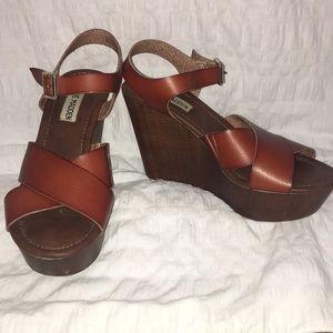 Steve Madden Leather and Wood-look Wedges